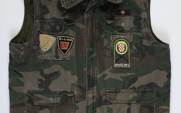 Vest of the war uniform of a member of the 2nd Company, 110th HV Brigade, Karlovac 1991