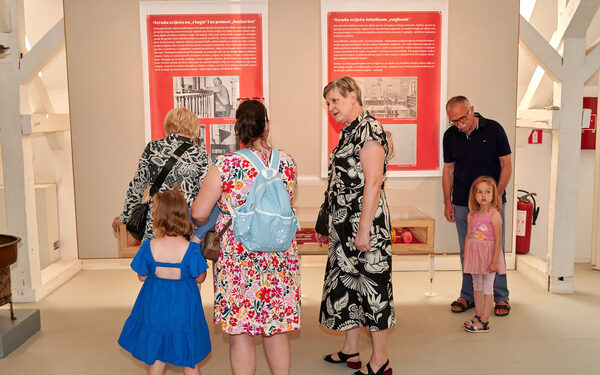 Exhibition about Croatian traditional crafts 3