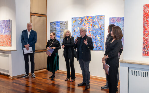 Otvorena je izložba ”Koherencija u Kristocentričnom svemiru” Ane Guberine 18