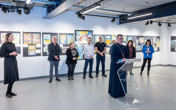 Otvorena izložba „Boje rata i nade: crteži ranjenog djetinjstva“ 27