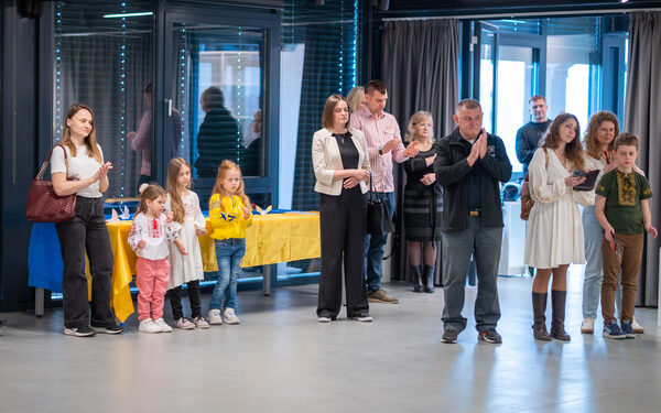 Otvorena izložba „Boje rata i nade: crteži ranjenog djetinjstva“ 34