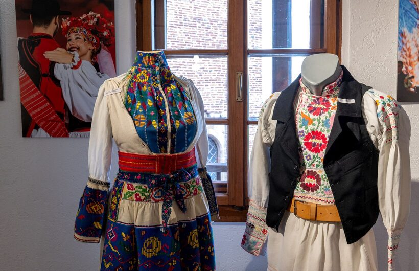 Otvorena izložba „Nit koja pamti – 90 godina Gupčeva naslijeđa: nošnje, glazba i uspomene kroz vrijeme“