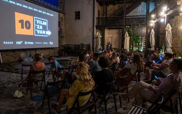 Deseto izdanje „Filma za van“ na Starom gradu Dubovcu 2