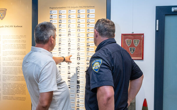 Izložba Stodeseta brani voljeni grad 46