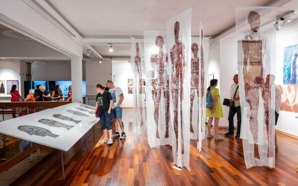 Alufonija – susret mladih umjetnika i suvremene likovne scene u Galeriji Vjekoslav Karas 48